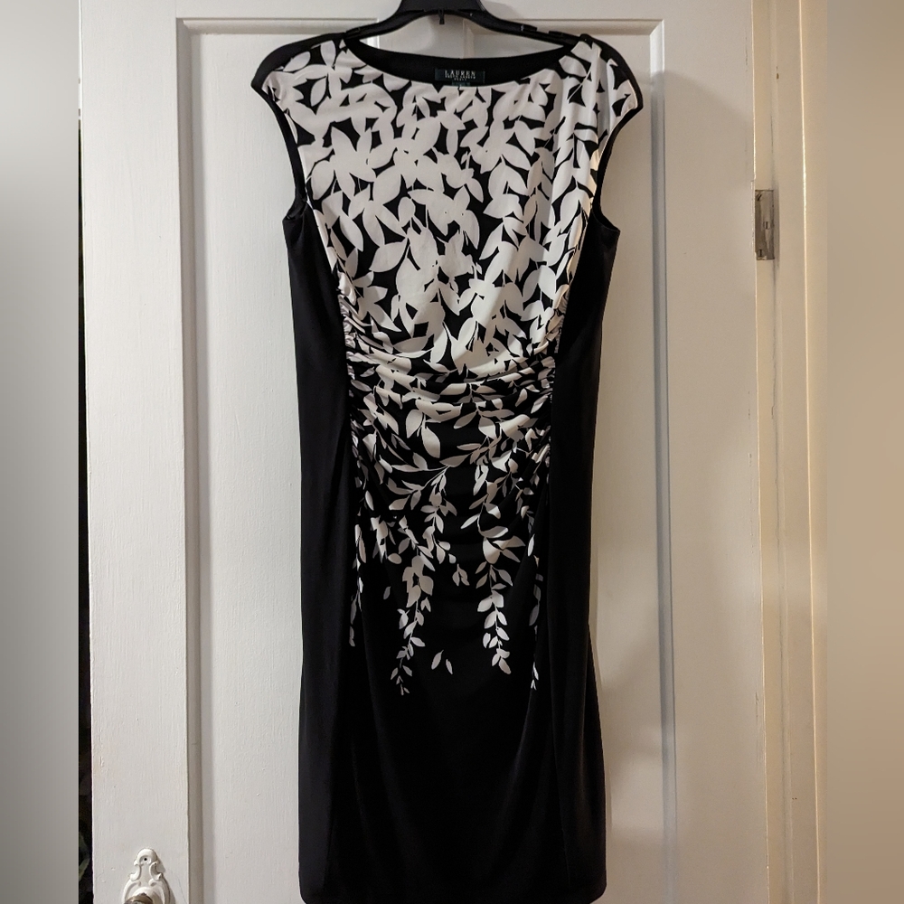 Ralph Lauren Dress Ruched Mid Bodice Lined Black White Floral Stretch Size 8